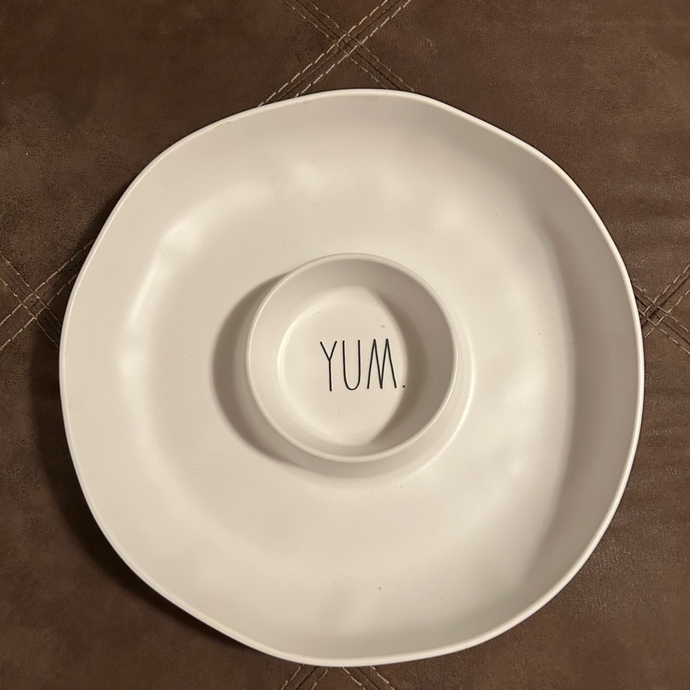 Rae Dunn Chip/Dip tray